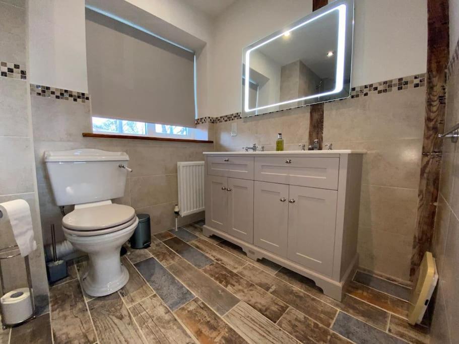 Eco-Friendly Dorset Cottage With Spa Set In Heart Of Countryside Sydling St Nicholas Exterior photo